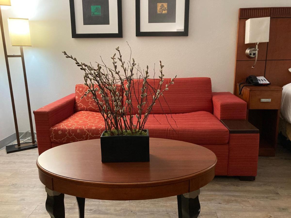 The Hotel Orange Bagian luar foto