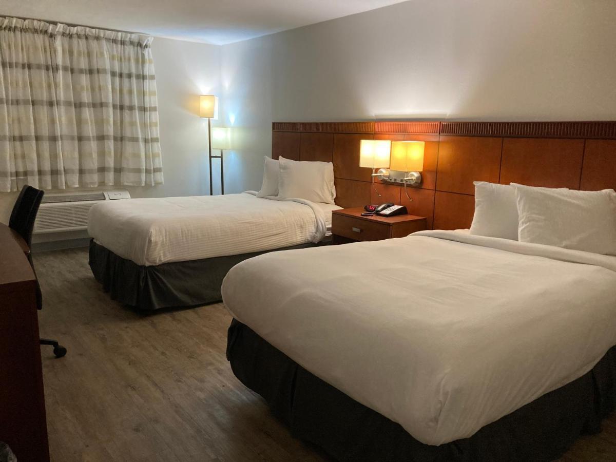 The Hotel Orange Bagian luar foto